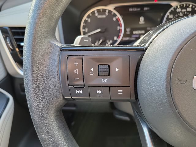 Certified 2021 Nissan Rogue SV FWD image 26