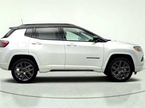 Used 2025 Jeep Compass Limited w/ High Altitude Package AWD/4WD image 4