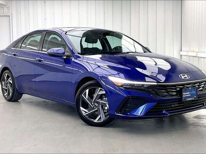 Certified 2025 Hyundai Elantra Limited