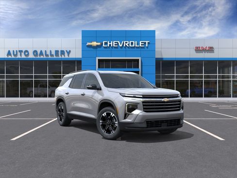 New 2027 Chevrolet Traverse LT w/ Sun and Wheel Package FWD image 1