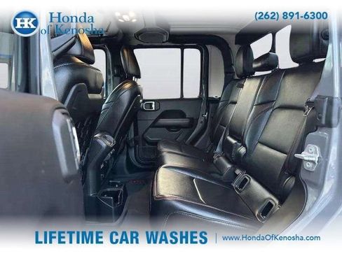 Used 2023 Jeep Gladiator Rubicon w/ Cold Weather Group image 27