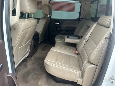 Used 2015 GMC Sierra 2500 Denali w/ Duramax Plus Package AWD/4WD image 20