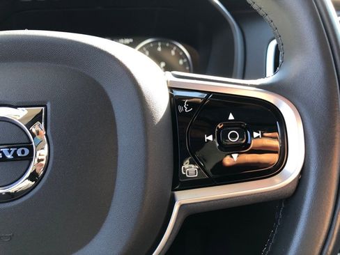 Used 2022 Volvo XC90 T6 Inscription w/ Advanced Package image 22