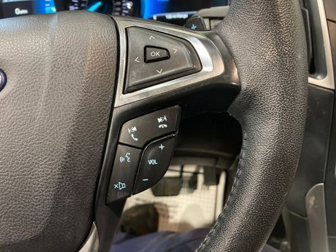 Used 2022 Ford Edge SEL w/ Convenience Package image 25