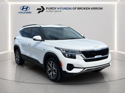 Used 2023 Kia Seltos EX