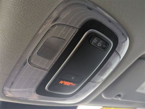 Used 2021 Hyundai Elantra SEL w/ Convenience Package image 20