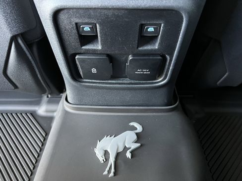 Used 2024 Ford Bronco Black Diamond image 44