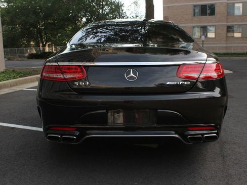 Used 2016 Mercedes-Benz S 63 AMG 4MATIC Coupe w/ Driver Assistance Package image 8