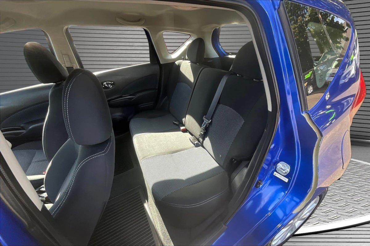 Used 2015 Nissan Versa Note SV FWD image 22