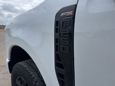 Used 2024 Ford F250 XL w/ STX Appearance Package AWD/4WD image 8