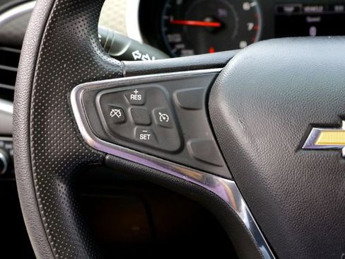 Used 2020 Chevrolet Malibu LS FWD image 14