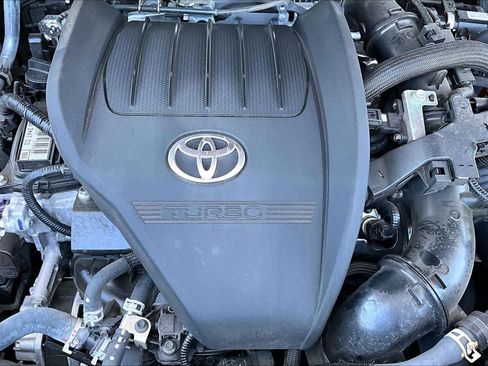 Used 2024 Toyota Grand Highlander AWD image 32