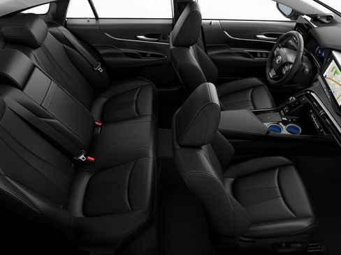 New 2025 Toyota Mirai XLE image 22