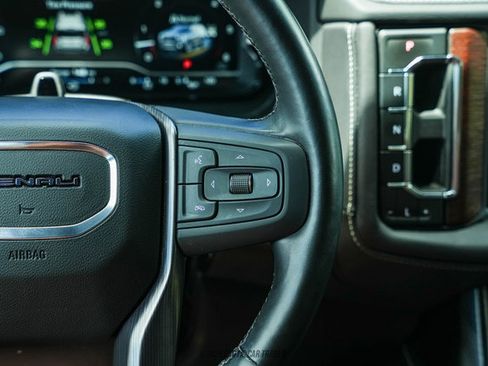 Used 2023 GMC Yukon Denali Ultimate AWD/4WD image 64