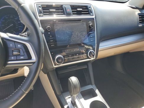 Used 2018 Subaru Outback 2.5i Premium image 30