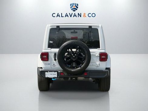 Used 2022 Jeep Wrangler Unlimited Sahara w/ Safety Group image 6