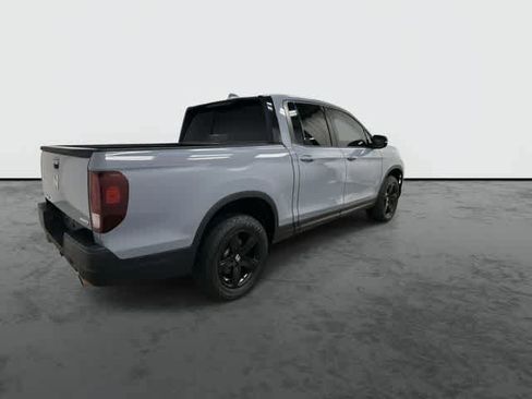 Used 2023 Honda Ridgeline Black Edition image 4