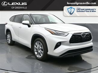 Used 2024 Toyota Highlander Limited video 2