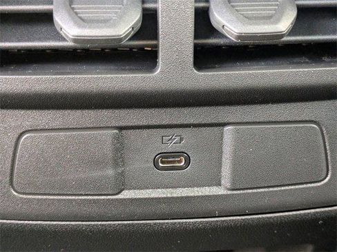 New 2026 Chevrolet Colorado LT image 16