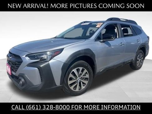 Used 2023 Subaru Outback Premium AWD/4WD image 1