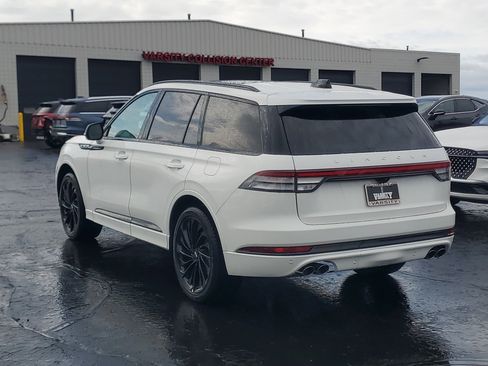New 2026 Lincoln Aviator Reserve AWD/4WD image 3