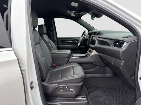 Used 2024 GMC Yukon Denali AWD/4WD image 26