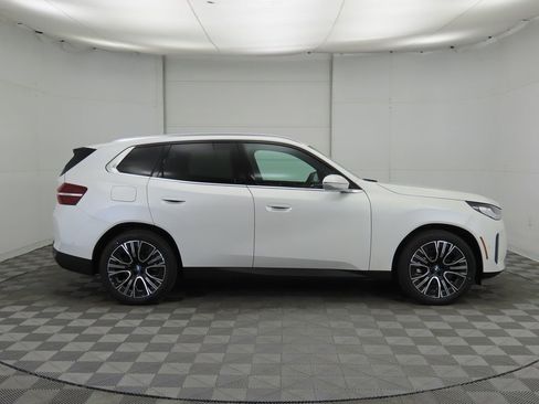 New 2026 BMW X3 xDrive30 image 4