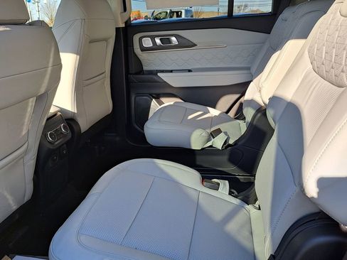 New 2026 Ford Explorer Platinum w/ LUX Leather Package image 13