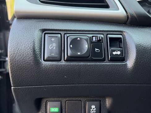 Used 2019 Nissan Sentra SV FWD image 17
