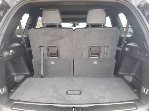 New 2025 Jeep Grand Cherokee L Altitude RWD image 5