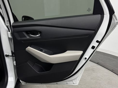 Used 2025 Honda Accord SE image 31