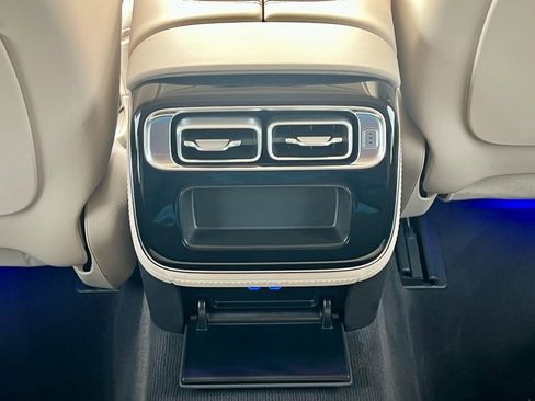 Certified 2024 Mercedes-Benz S 580e 4MATIC Sedan image 39