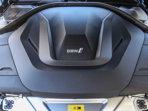 New 2026 BMW i4 eDrive40 w/ M Sport Package image 23