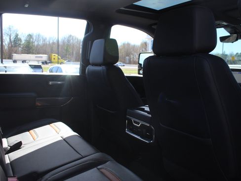 Used 2020 GMC Sierra 2500 AT4 w/ AT4 Premium Package image 34