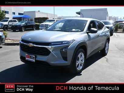 Used 2024 Chevrolet Trax LS w/ Driver Confidence Package