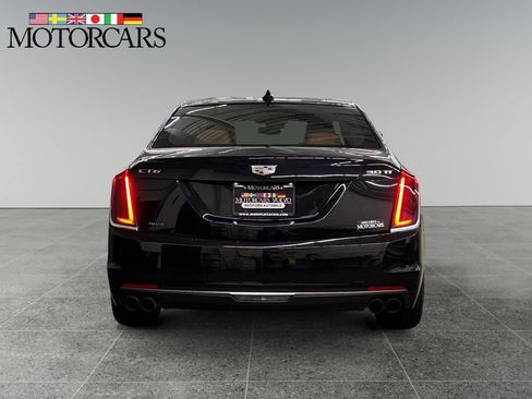 Used 2018 Cadillac CT6 Premium Luxury w/ Super Cruise Package AWD/4WD image 4