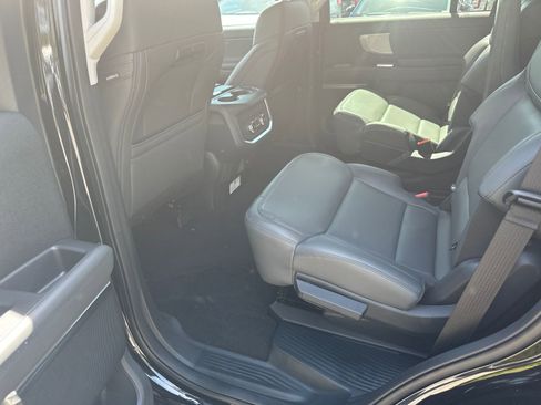 New 2026 Ford Expedition Active RWD image 12