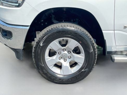Used 2023 RAM 1500 Big Horn AWD/4WD image 30