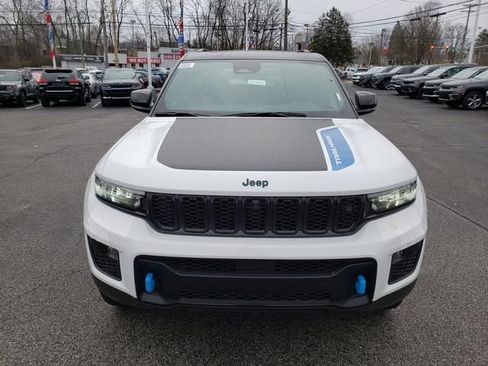 Used 2024 Jeep Grand Cherokee Trailhawk w/ Advanced Protech Group II image 2