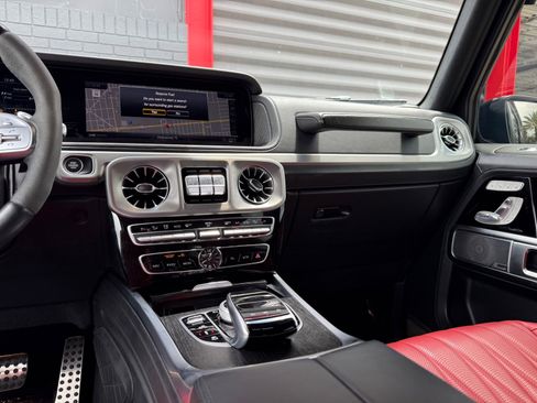 Used 2023 Mercedes-Benz G 63 AMG 4MATIC image 25