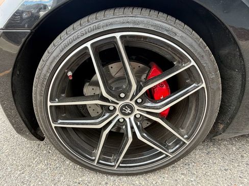 Used 2011 Maserati GranTurismo Coupe image 36