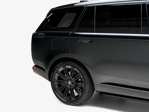 Used 2025 Land Rover Range Rover Long Wheelbase Autobiography AWD/4WD image 15
