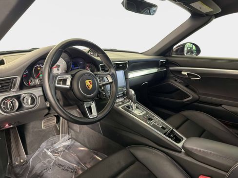 Used 2018 Porsche 911 Carrera S RWD image 32