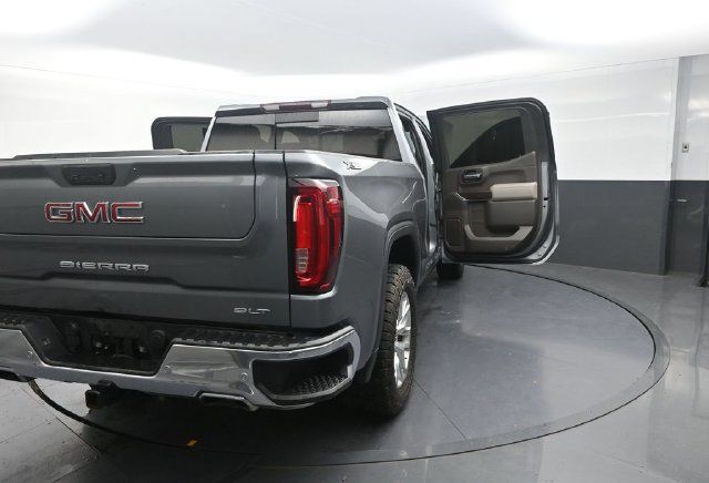Used 2020 GMC Sierra 1500 SLT w/ SLT Premium Plus Package AWD/4WD image 44