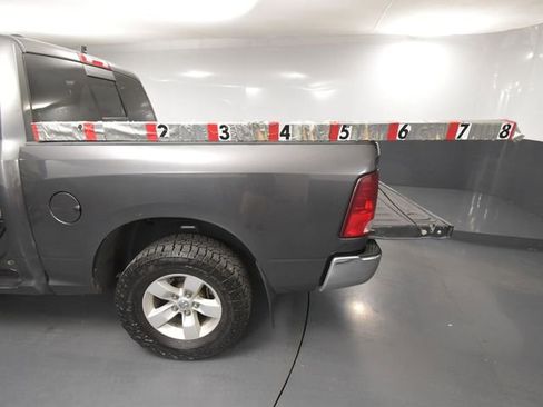 Used 2017 RAM 1500 Classic SLT image 31