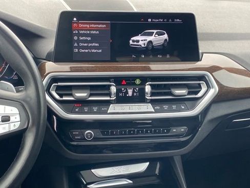 Used 2023 BMW X3 xDrive30i image 9