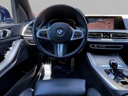 Used 2022 BMW X5 xDrive40i w/ M Sport Package AWD/4WD image 8
