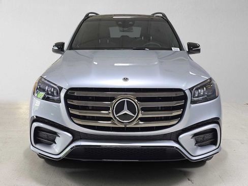 Used 2026 Mercedes-Benz GLS 450 4MATIC image 8