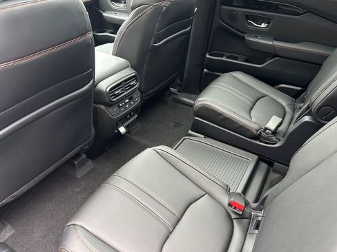 New 2026 Honda Pilot TrailSport image 17