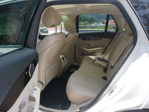 Used 2021 Mercedes-Benz GLC 300 image 13